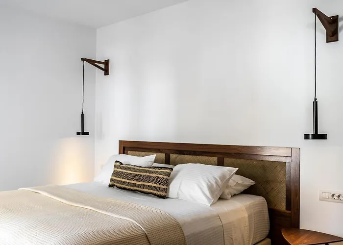 Thira Gold Apartman *