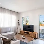 Thira Gold Apartman