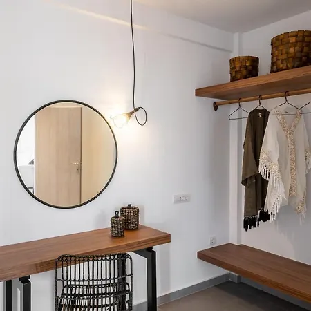 شقة Thira Gold ثيرا